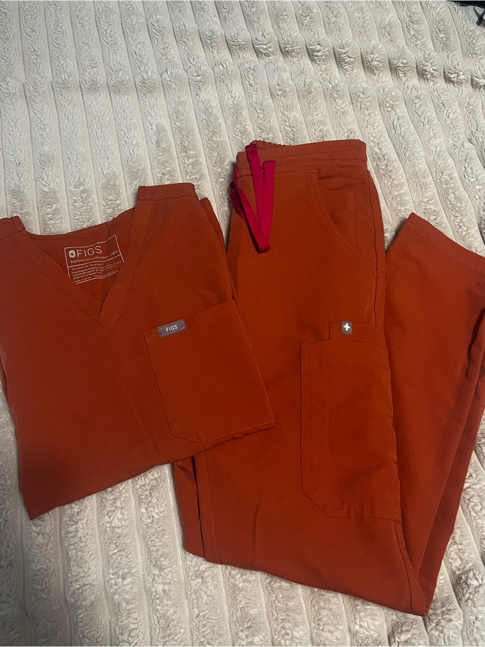 Women’s Figs - XXS Top & Bottoms